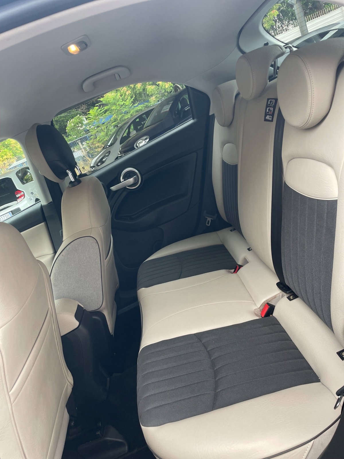 Fiat 500X 1.6 MultiJet 120 CV Lounge (14)
