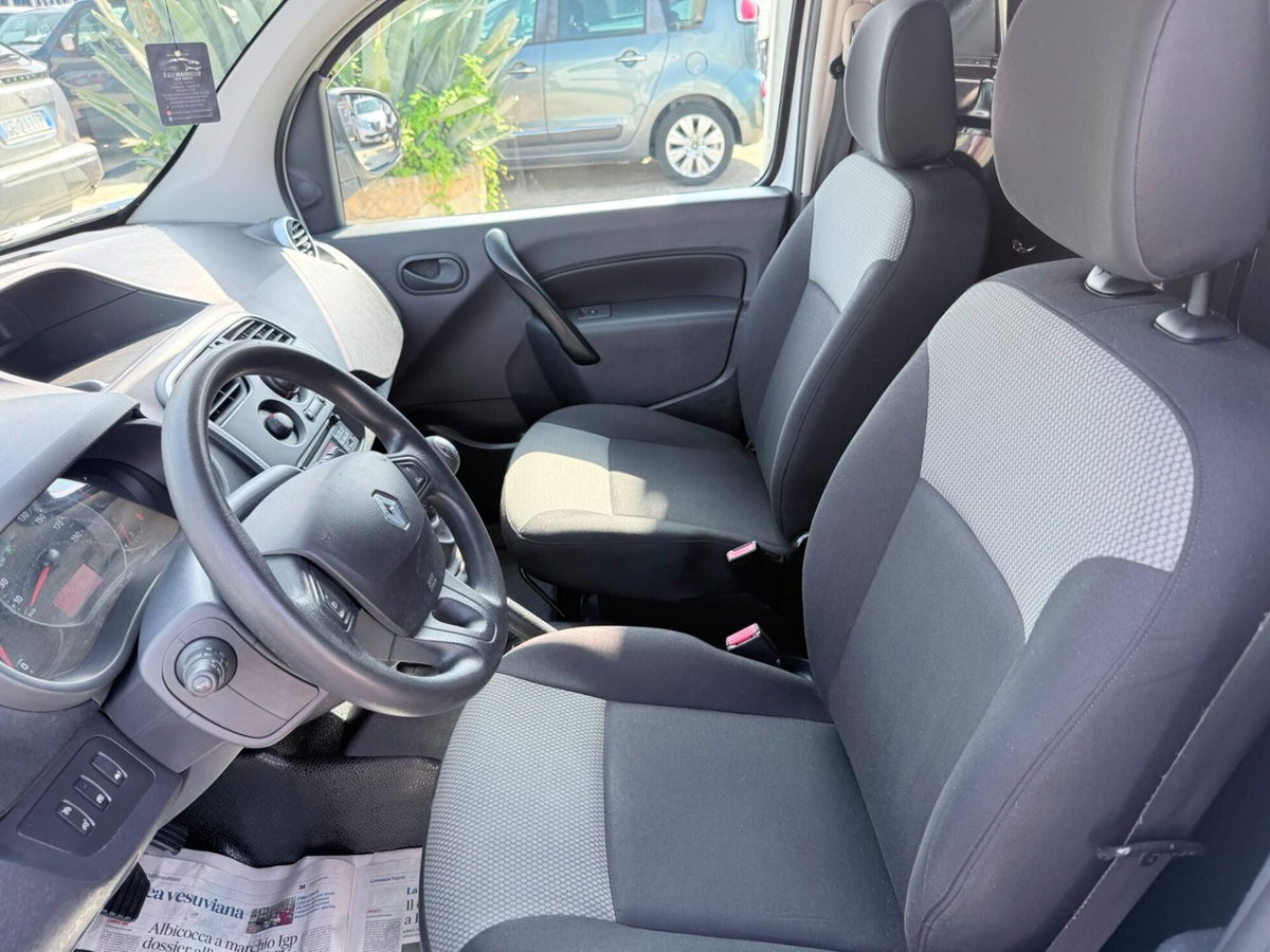 Renault Kangoo Blue dCi 115CV Express Maxi Combi Ice Plus (14)
