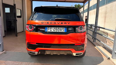 Land Rover Discovery Sport 2.0 TD4 180 CV HSE Luxury (4)