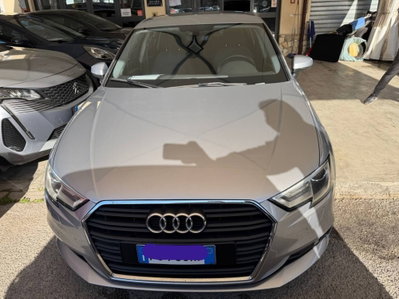Audi A3 1.6 TDI 116 CV S tronic Sport usata