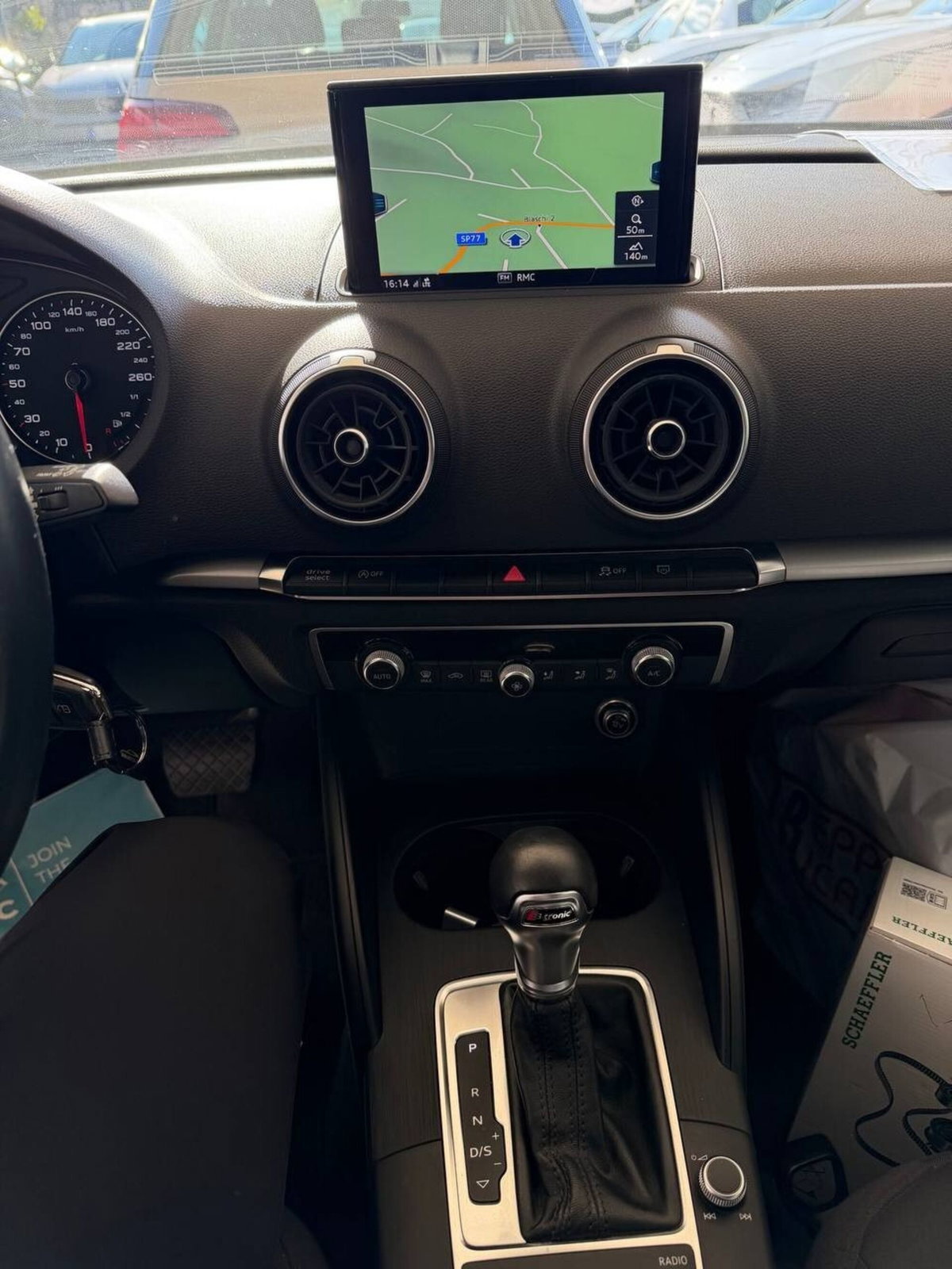 Audi A3 1.6 TDI 116 CV S tronic Sport (11)