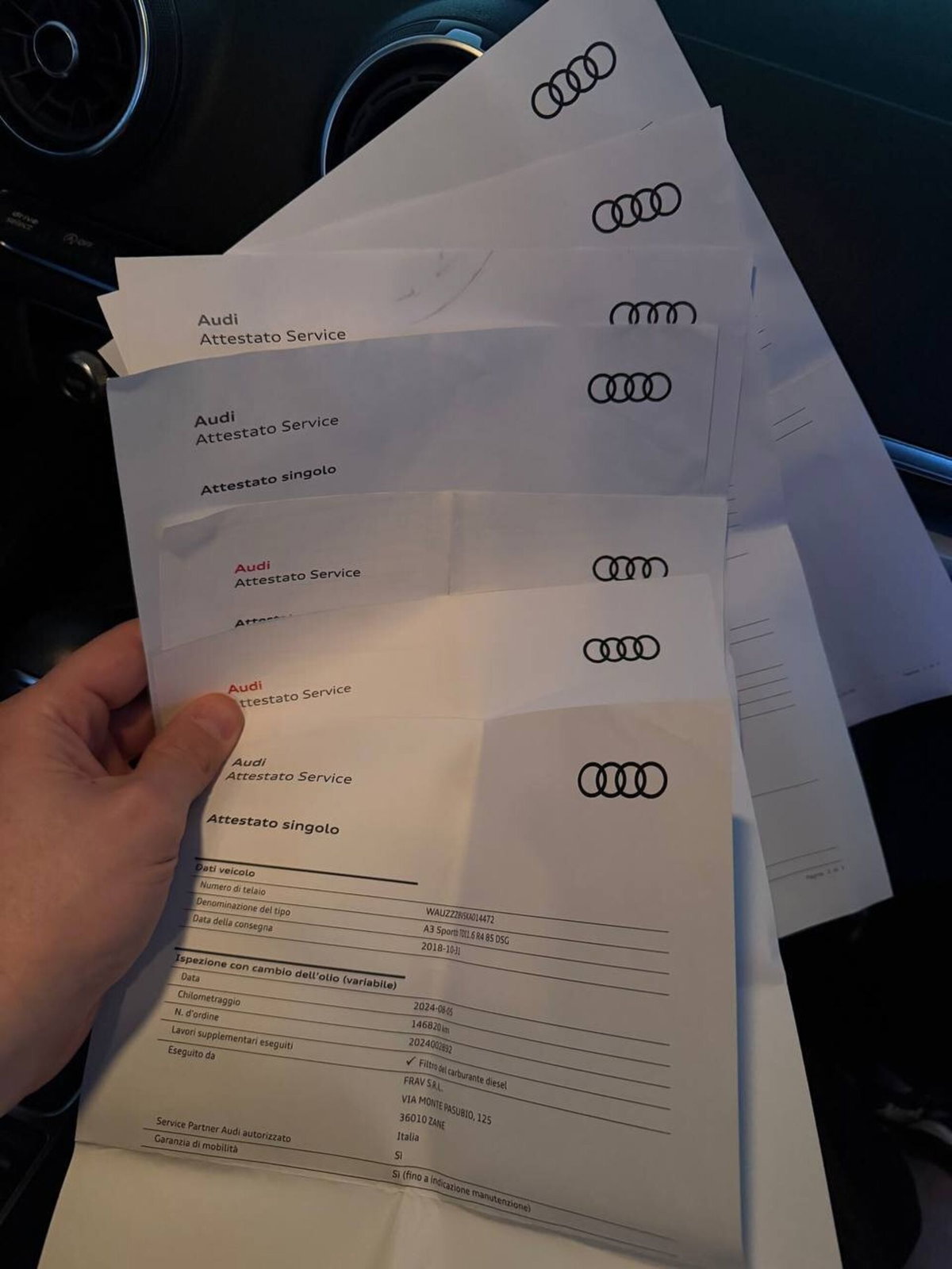 Audi A3 1.6 TDI 116 CV S tronic Sport (13)