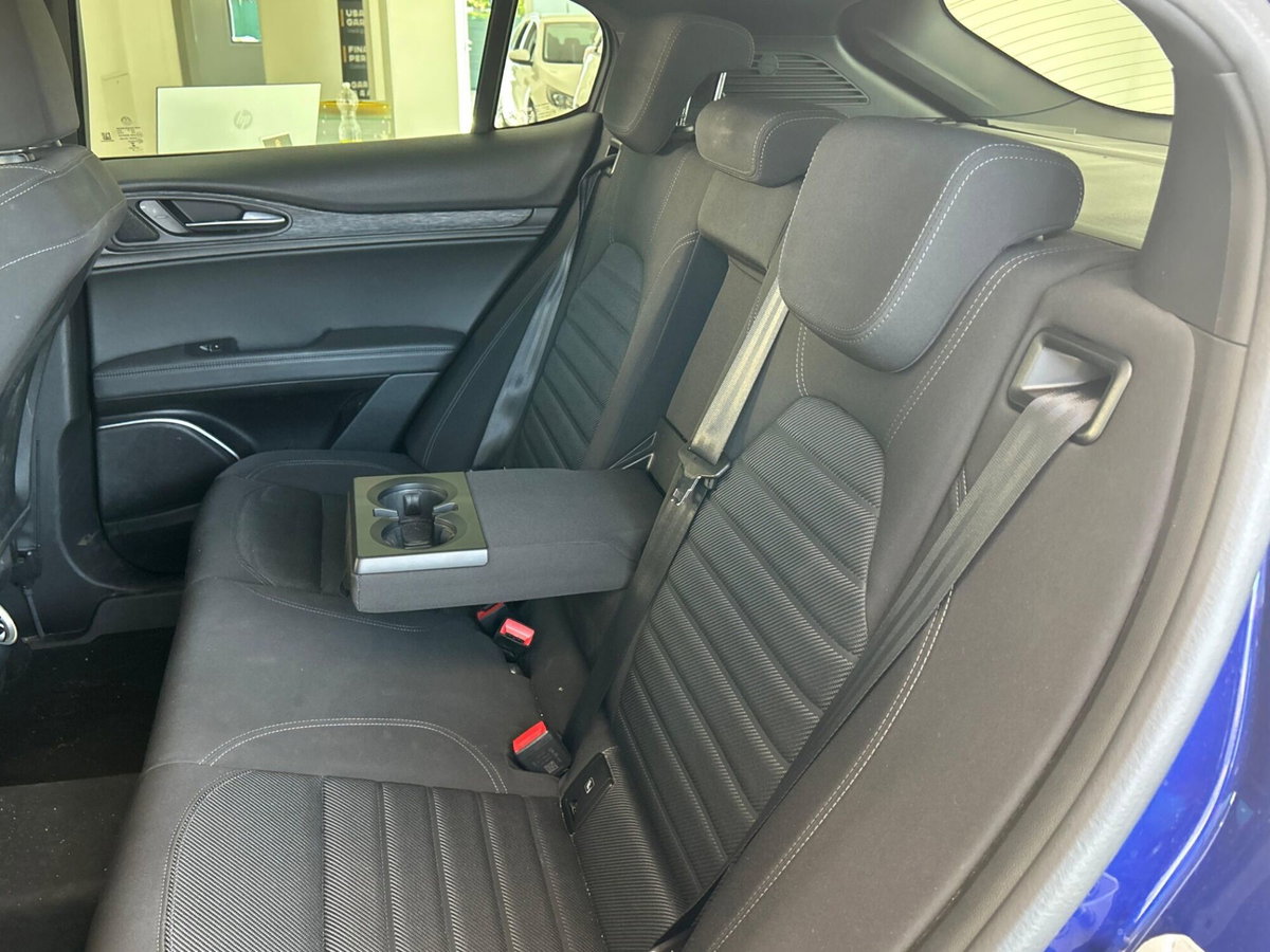 Alfa Romeo Stelvio Stelvio 2.2 Turbodiesel 160 CV AT8 RWD Super Business (13)