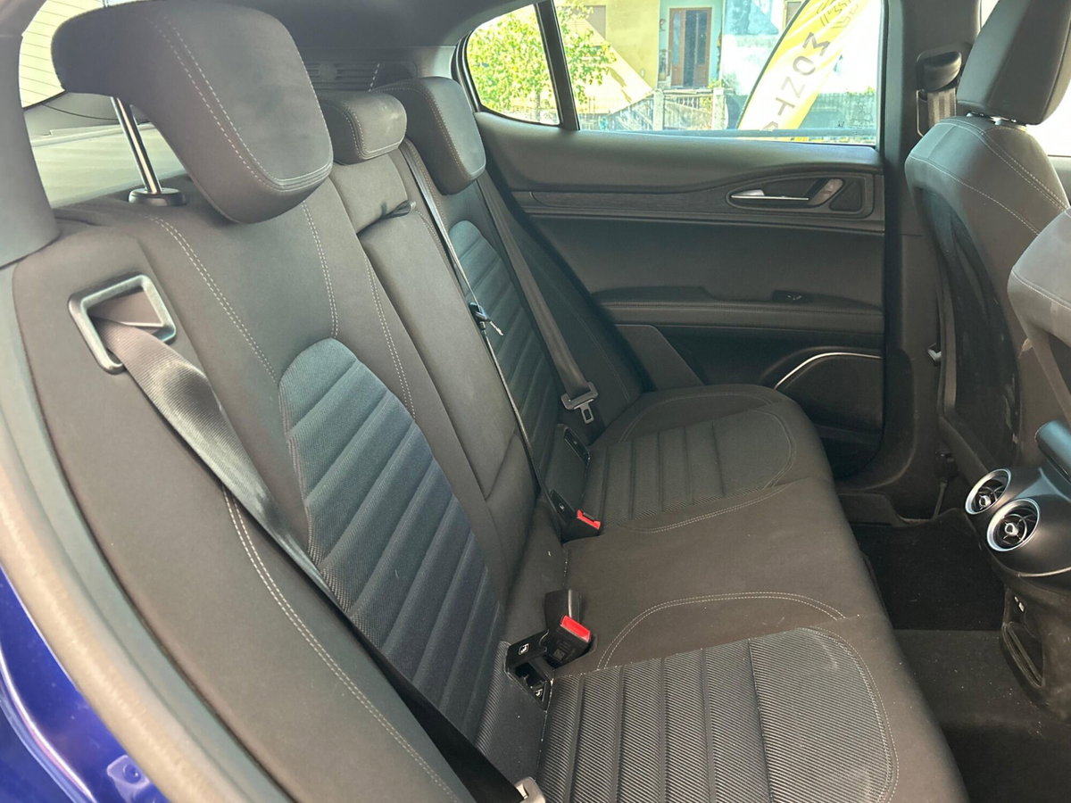 Alfa Romeo Stelvio Stelvio 2.2 Turbodiesel 160 CV AT8 RWD Super Business (16)