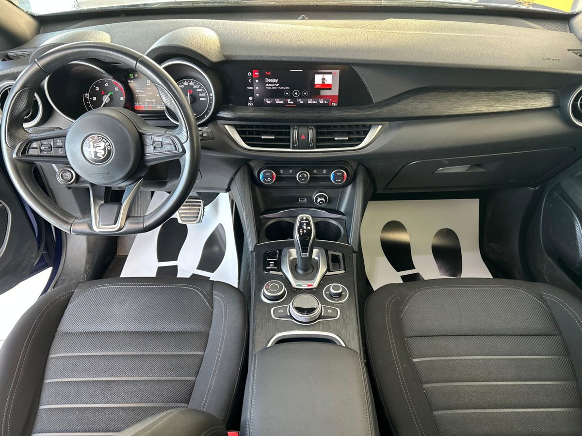 Alfa Romeo Stelvio Stelvio 2.2 Turbodiesel 160 CV AT8 RWD Super Business (9)