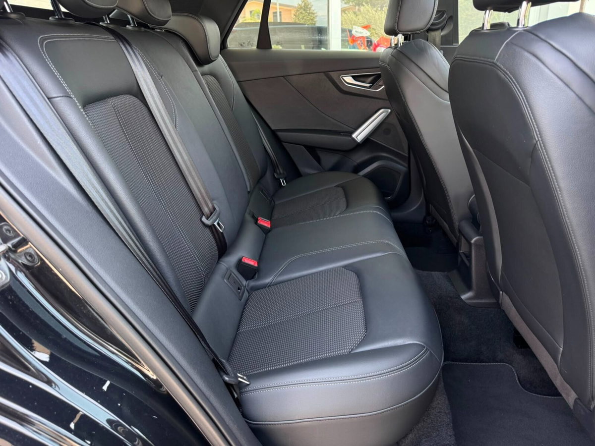 Audi Q2 Q2 30 TDI S tronic S line Edition (15)