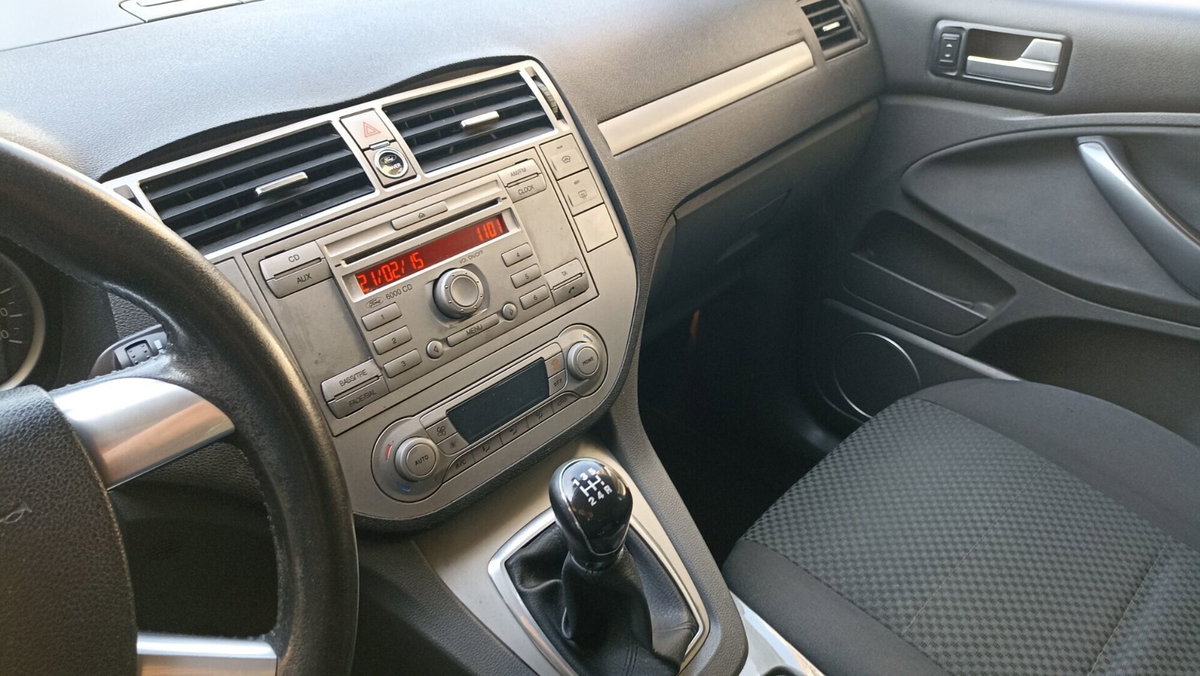 Ford C-Max 1.6 TDCi 110 CV Titanium DPF (12)