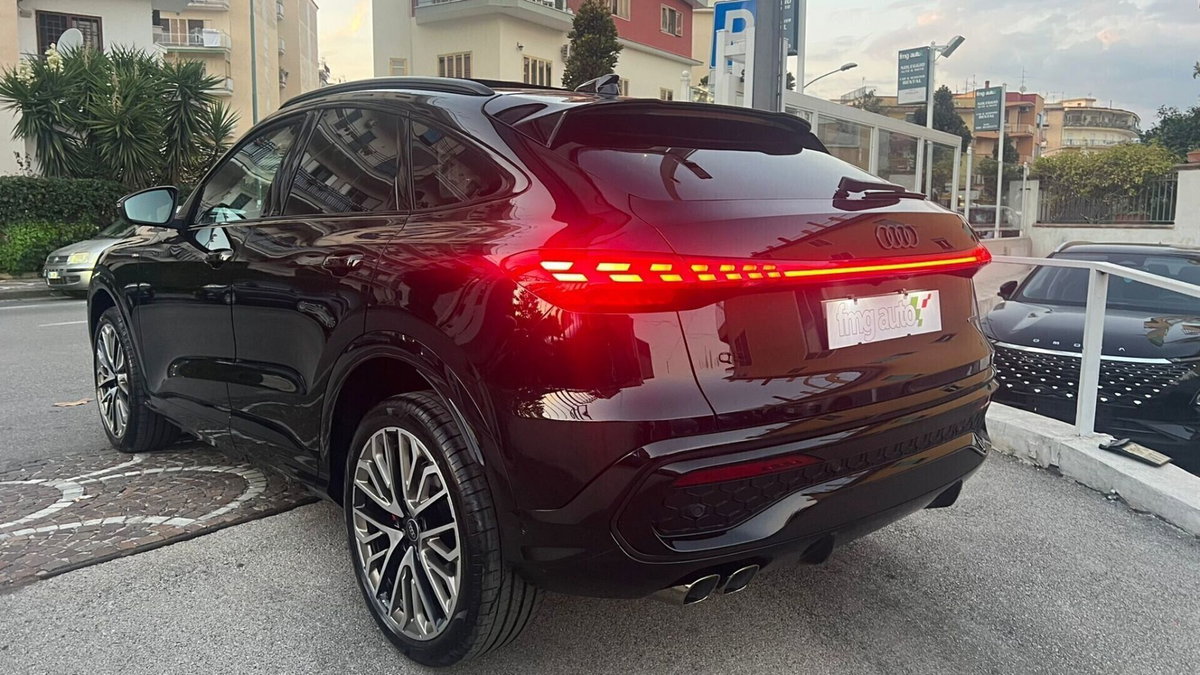 Audi Q5 Sportback 40 2.0 tdi mhev 12V S line Plus quattro s-tronic (7)