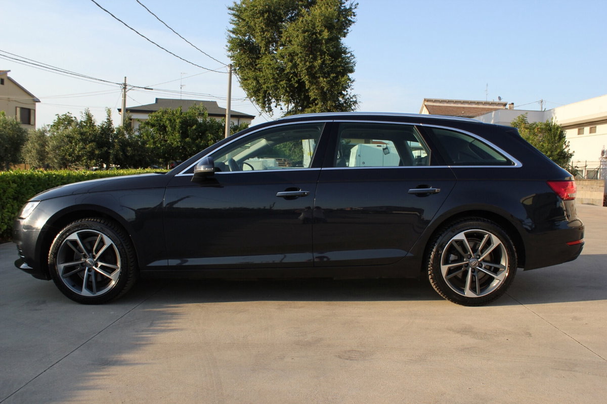 Audi A4 Avant 2.0 TDI 150 CV ultra S tronic Business (4)