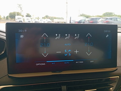 Peugeot 3008 BlueHDi 130 S&S EAT8 Allure Pack (17)