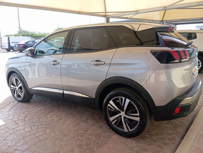 Peugeot 3008 BlueHDi 130 S&S EAT8 Allure Pack (9)