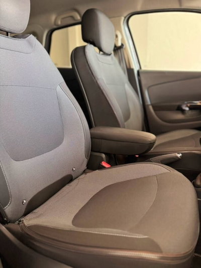 Renault Captur 1.5 dCi 8V 90 CV Start&Stop Energy R-Link (13)