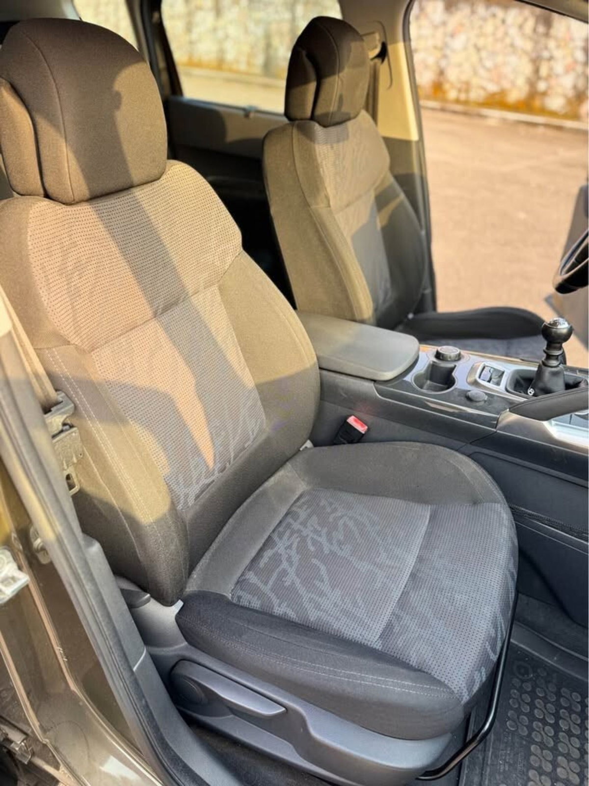 Peugeot 3008 1.6 HDi 110CV Business (10)