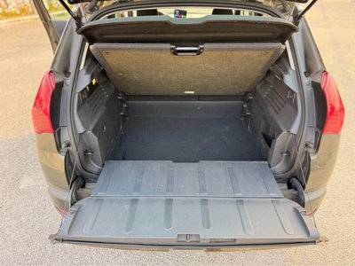 Peugeot 3008 1.6 HDi 110CV Business (15)