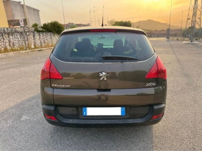 Peugeot 3008 1.6 HDi 110CV Business (4)