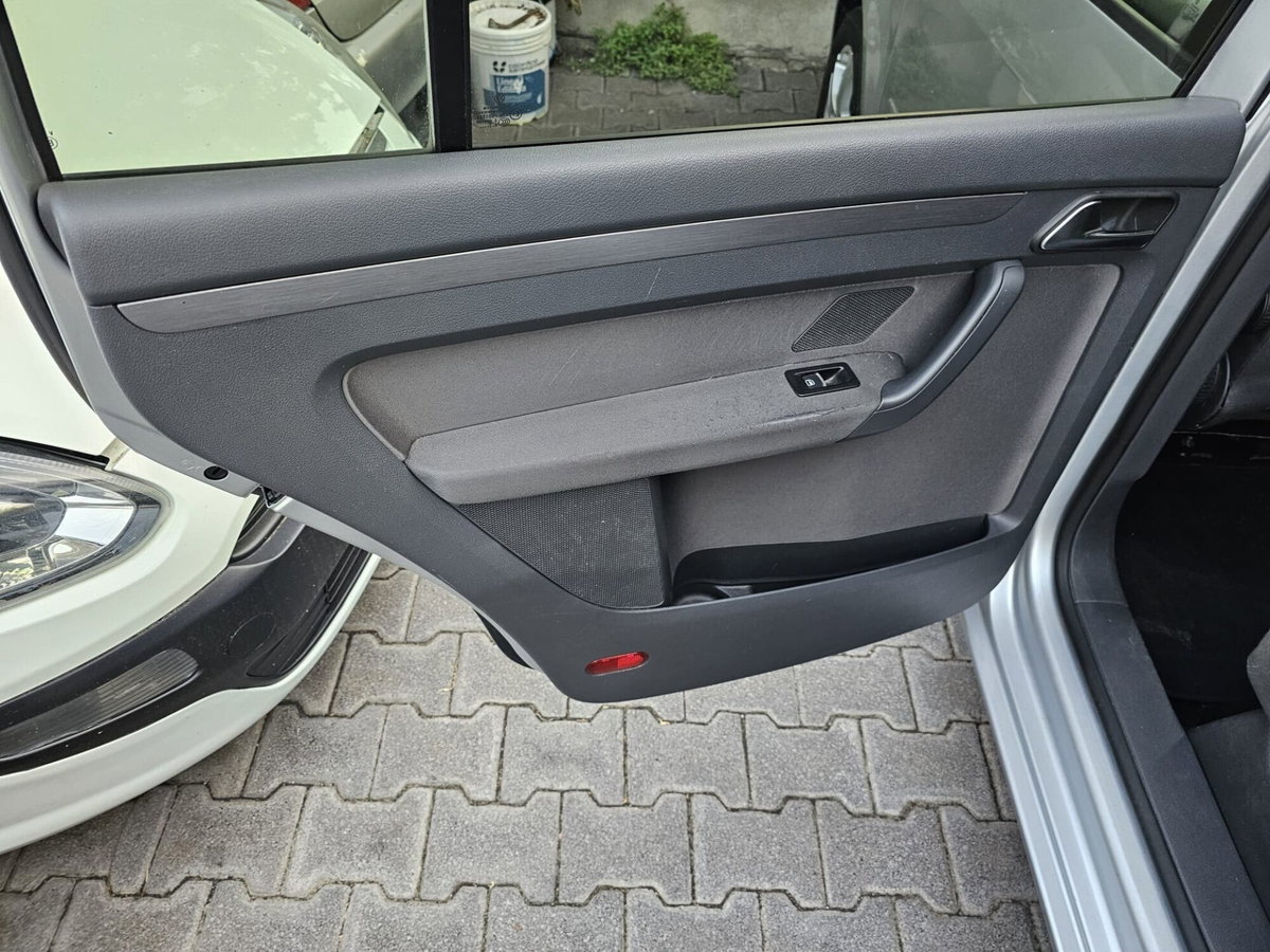 Volkswagen Touran 1.4 TSI Comfortline EcoFuel (12)