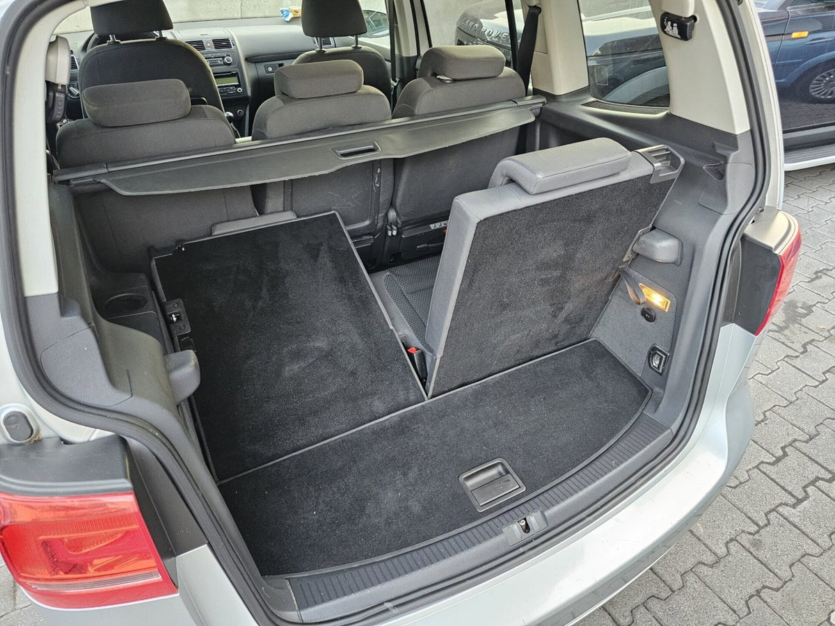 Volkswagen Touran 1.4 TSI Comfortline EcoFuel (9)