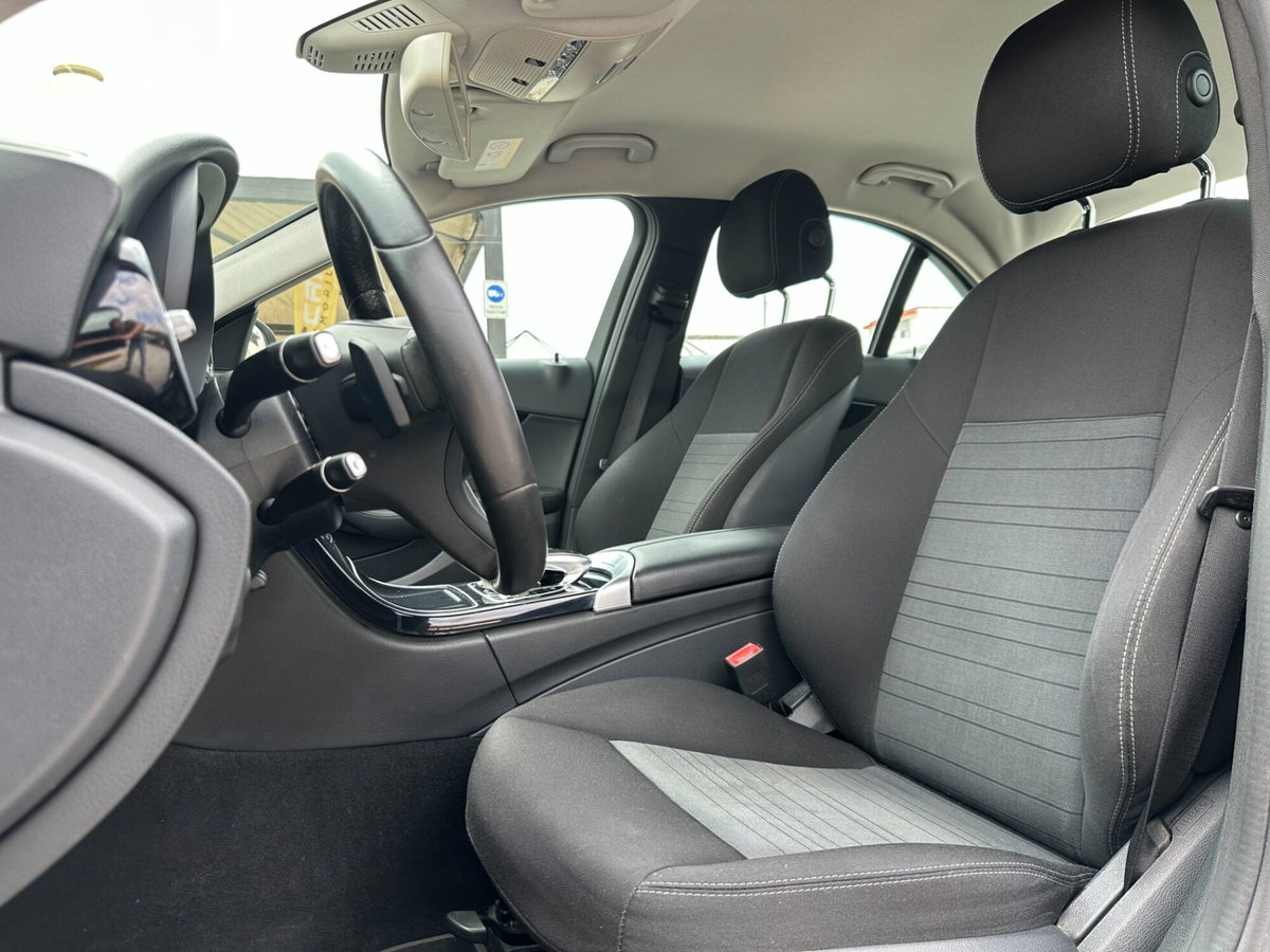 Mercedes-Benz Classe C 180 d Auto Executive (13)