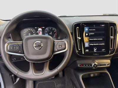 Volvo XC40 T3 Momentum Pro (14)
