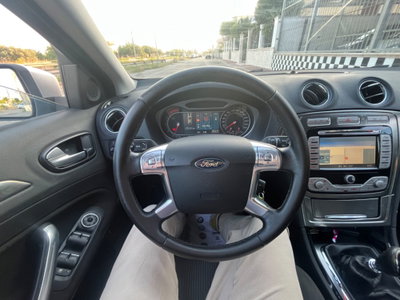 Ford Mondeo 2.0 TDCi 140 CV 5 porte Titanium DPF (13)