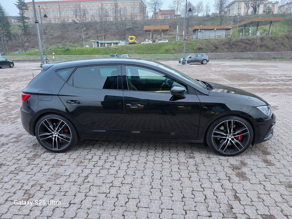 SEAT Leon 2.0 TSI DSG 5p. Cupra R (6)