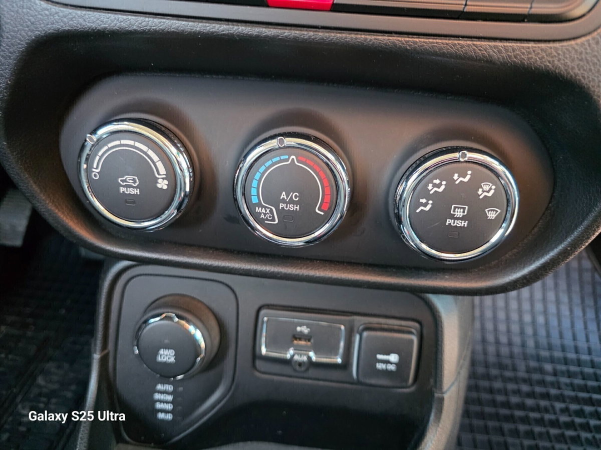 Jeep Renegade 2.0 Mjt 140CV 4WD Active Drive Longitude (7)