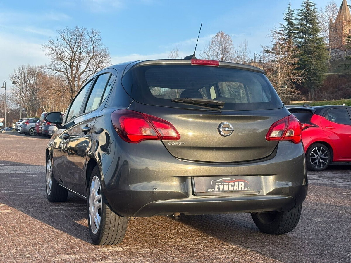 Opel Corsa 1.4 90CV GPL Tech 5 porte n-Joy (16)