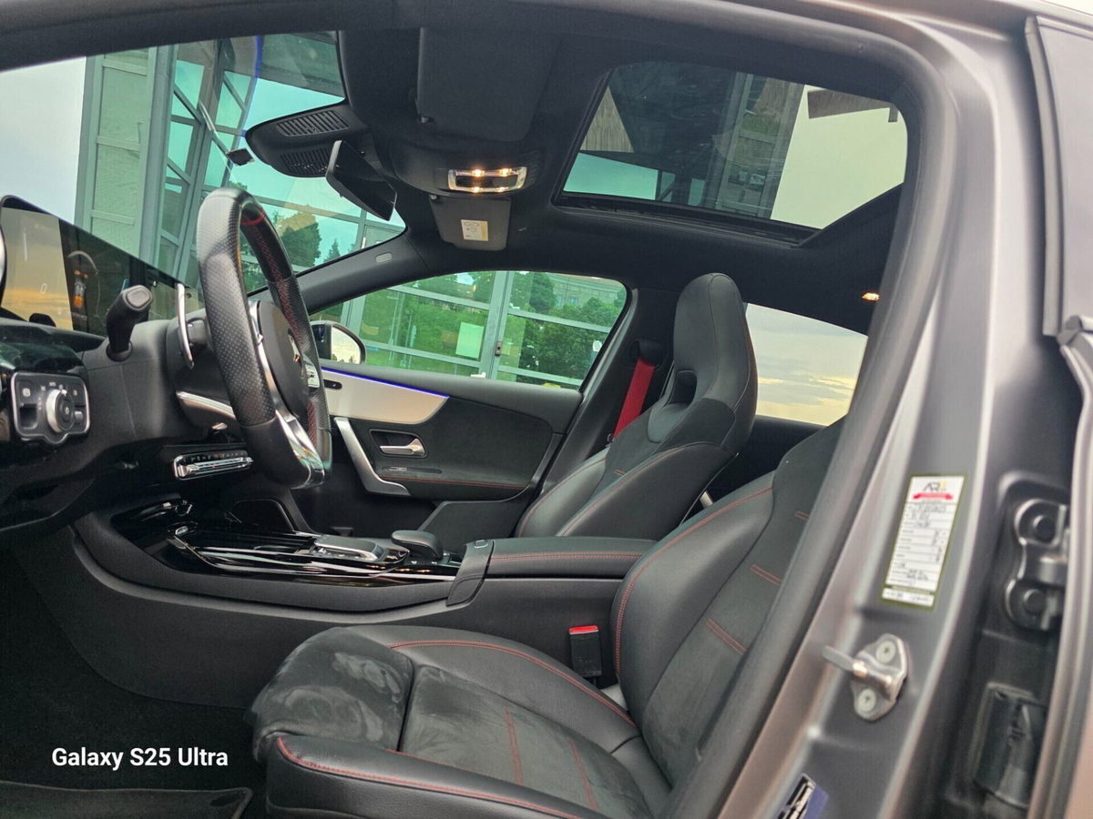 Mercedes-Benz Classe A 35 AMG 4Matic (15)