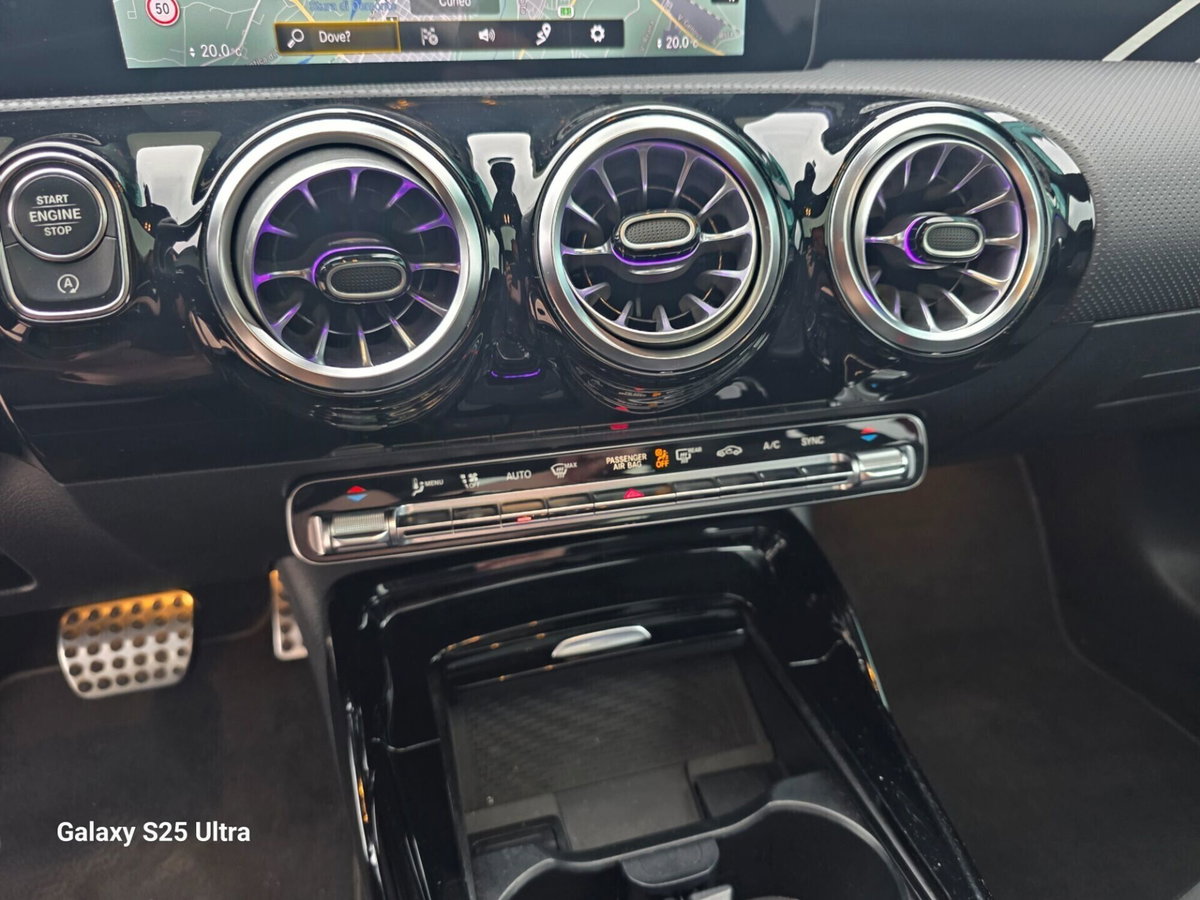 Mercedes-Benz Classe A 35 AMG 4Matic (7)