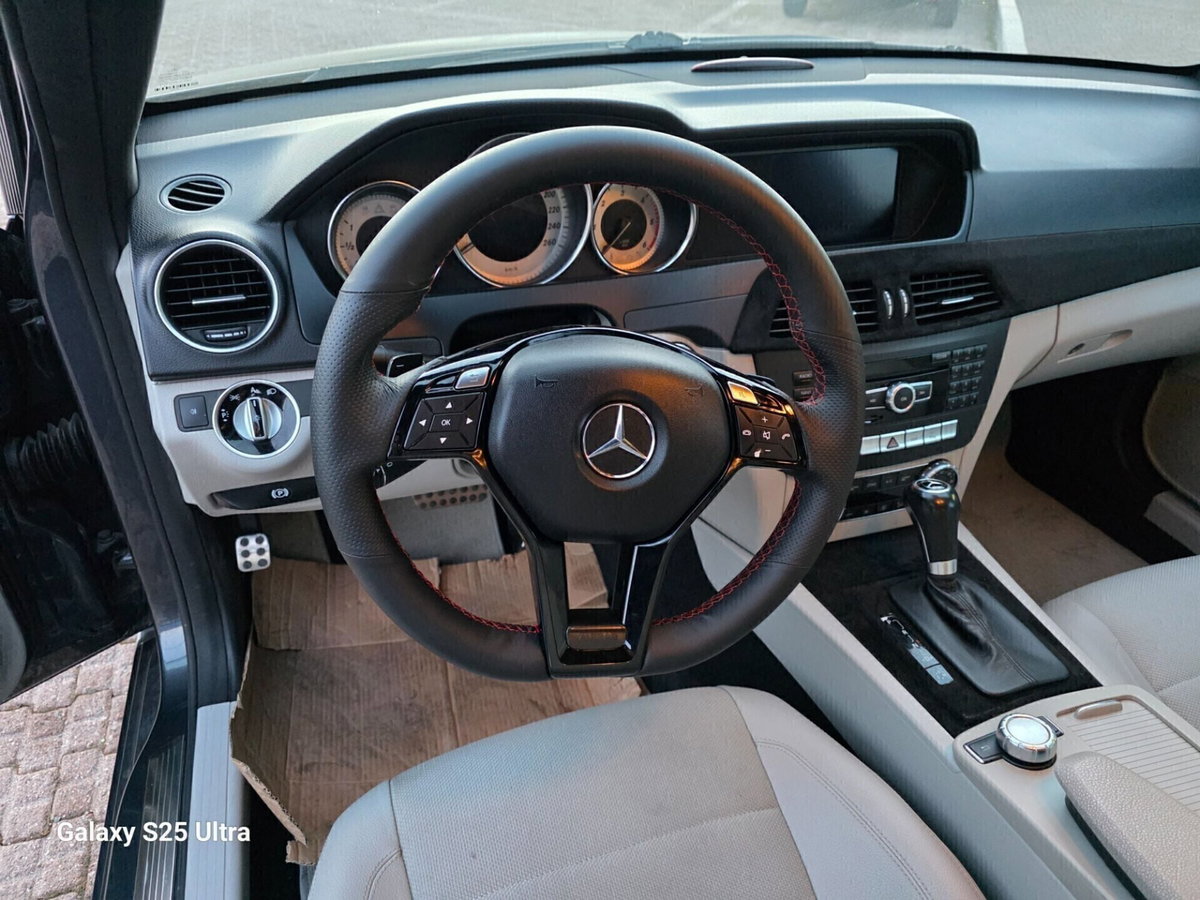 Mercedes-Benz Classe C Coupé 220 d Coupé Premium (13)