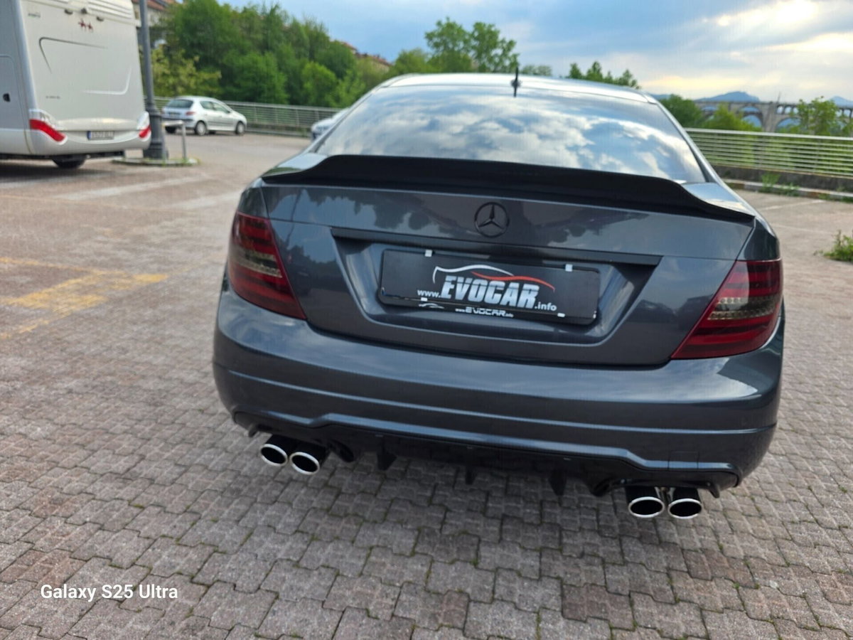 Mercedes-Benz Classe C Coupé 220 d Coupé Premium (16)