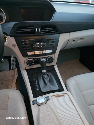 Mercedes-Benz Classe C Coupé 220 d Coupé Premium (7)