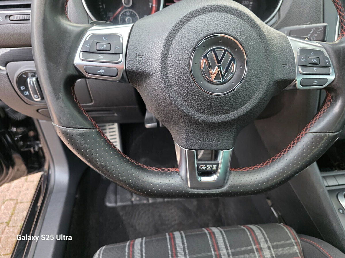 Volkswagen Golf 2.0 TSI DSG 3p. GTI (13)
