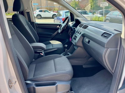 Volkswagen Caddy Pianale Ribassato 2.0 TDI 102 CV Trendline Maxi (7)