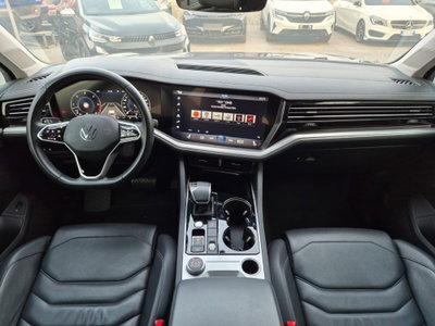 Volkswagen Touareg 3.0 V6 TDI 286 CV SCR Elegance (10)