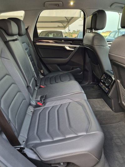 Volkswagen Touareg 3.0 V6 TDI 286 CV SCR Elegance (12)