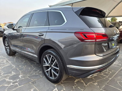 Volkswagen Touareg 3.0 V6 TDI 286 CV SCR Elegance (6)