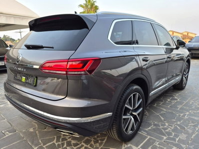 Volkswagen Touareg 3.0 V6 TDI 286 CV SCR Elegance (8)