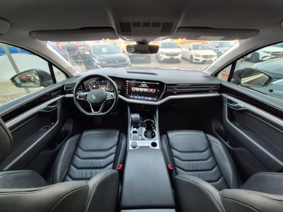 Volkswagen Touareg 3.0 V6 TDI 286 CV SCR Elegance (9)