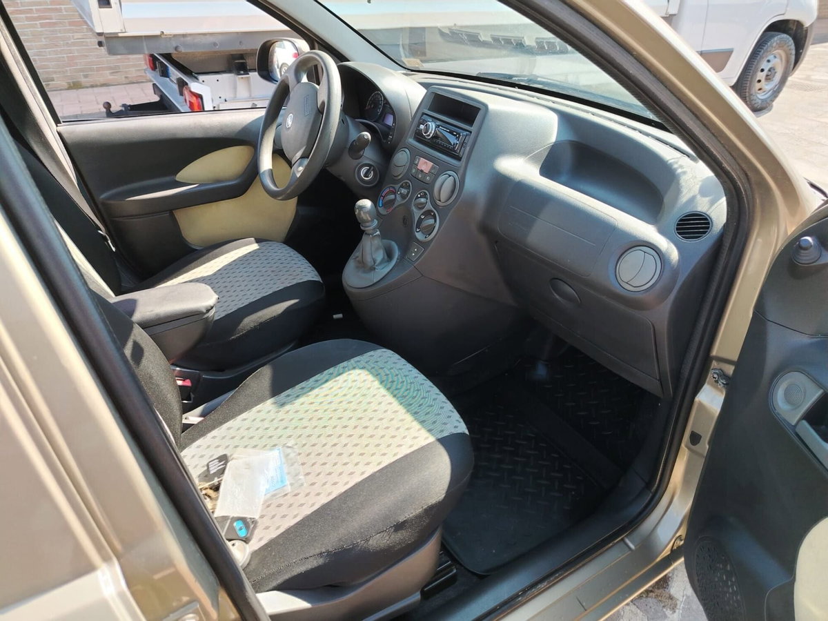 Fiat Panda 1.2 Dynamic GPL (5)