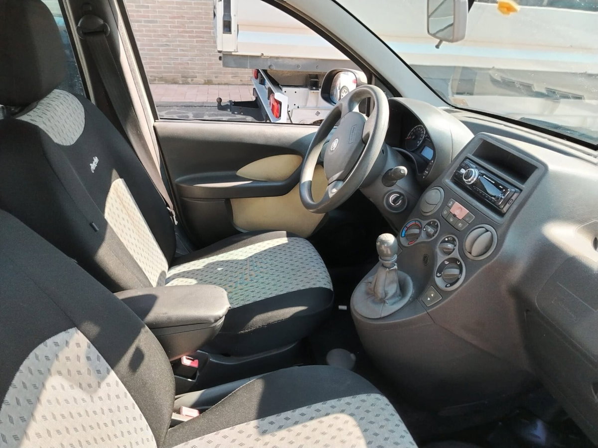 Fiat Panda 1.2 Dynamic GPL (8)
