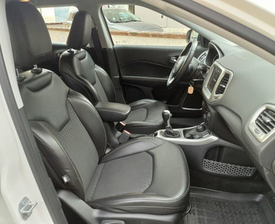 Jeep Compass 2.0 Multijet II aut. 4WD Longitude (11)