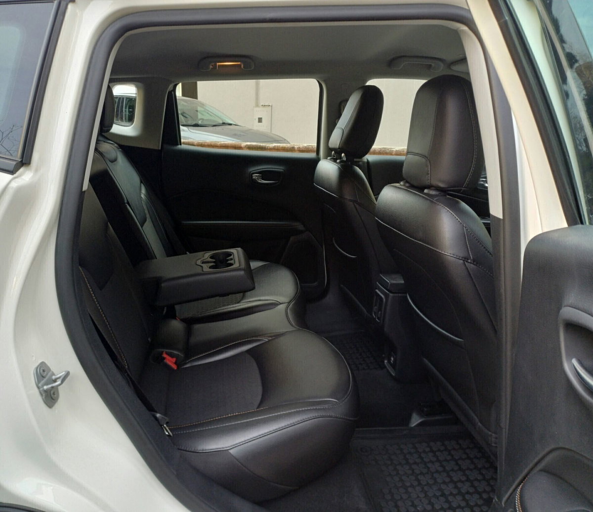 Jeep Compass 2.0 Multijet II aut. 4WD Longitude (12)