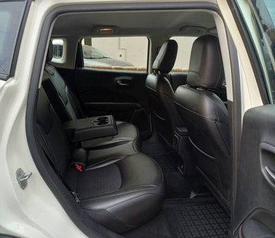 Jeep Compass 2.0 Multijet II aut. 4WD Longitude (12)