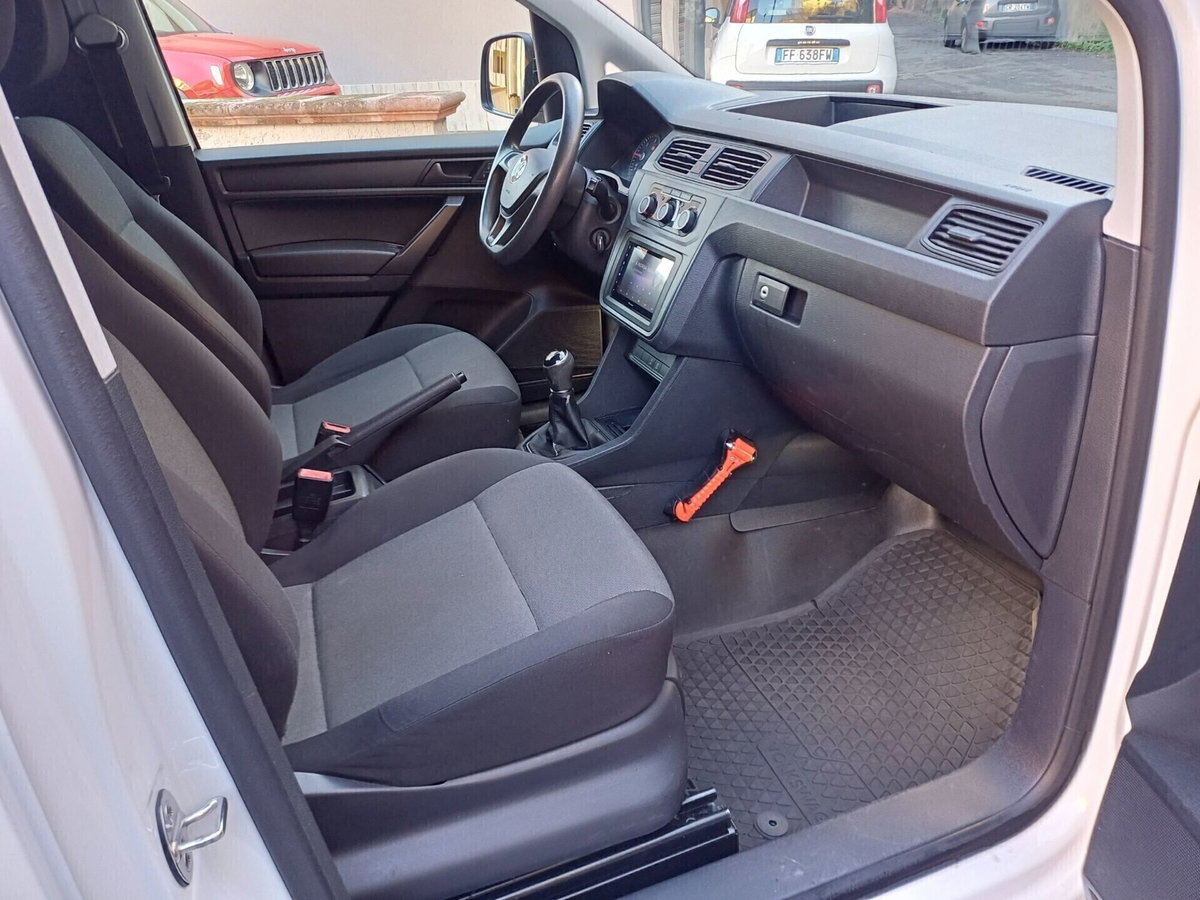 Volkswagen Caddy 2.0 TDI 122 CV 4MOTION Trendline (9)