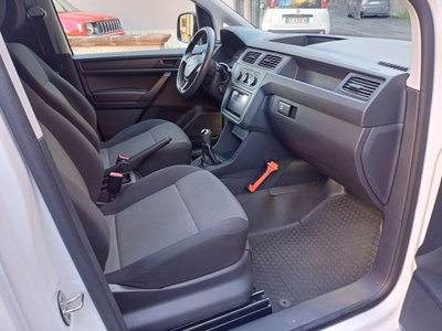 Volkswagen Caddy 2.0 TDI 122 CV 4MOTION Trendline (9)
