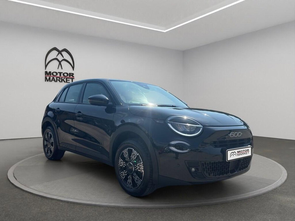 Fiat 600 1.2 hybrid Pop 145cv auto (3)