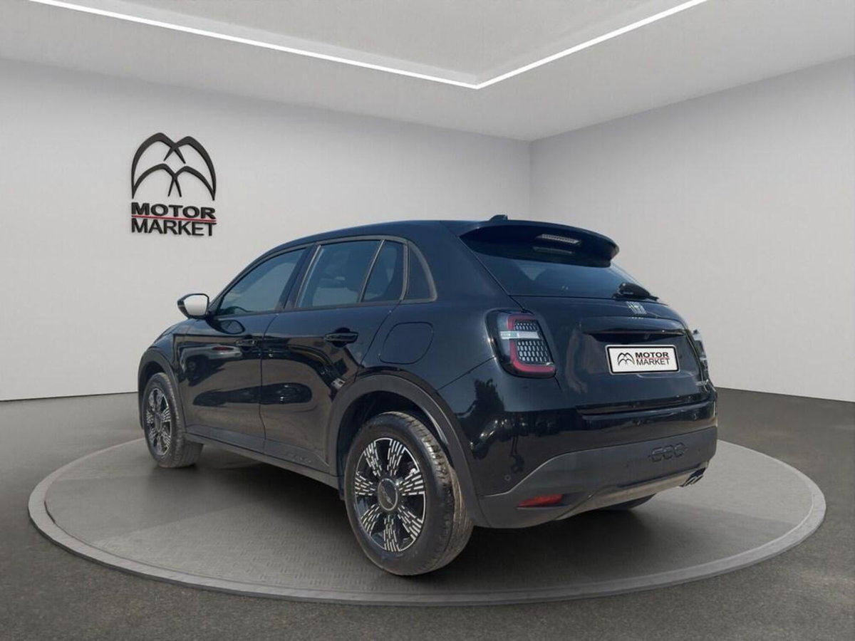 Fiat 600 1.2 hybrid Pop 145cv auto (8)