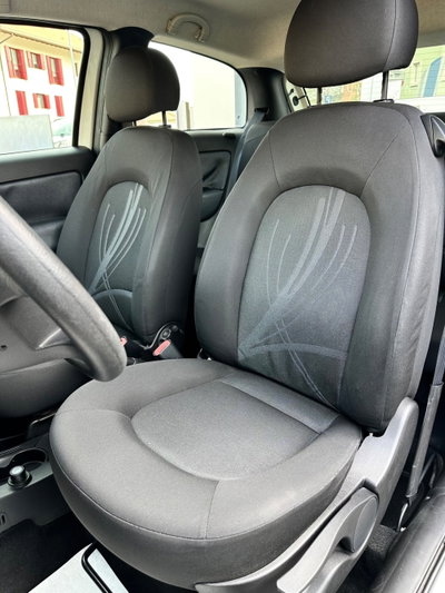 Lancia Ypsilon 1.2 69 CV Diva (8)