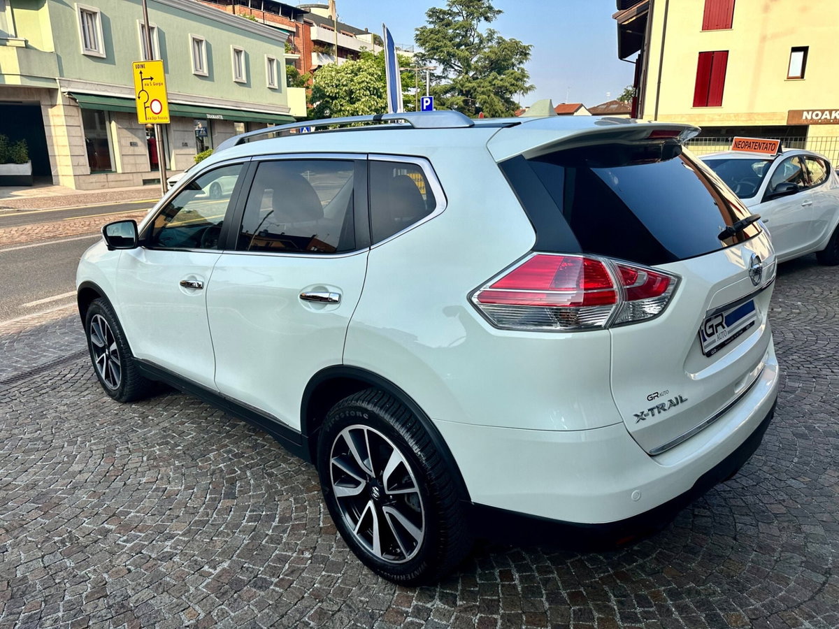 Nissan X-Trail 1.6 dCi 2WD Tekna (4)